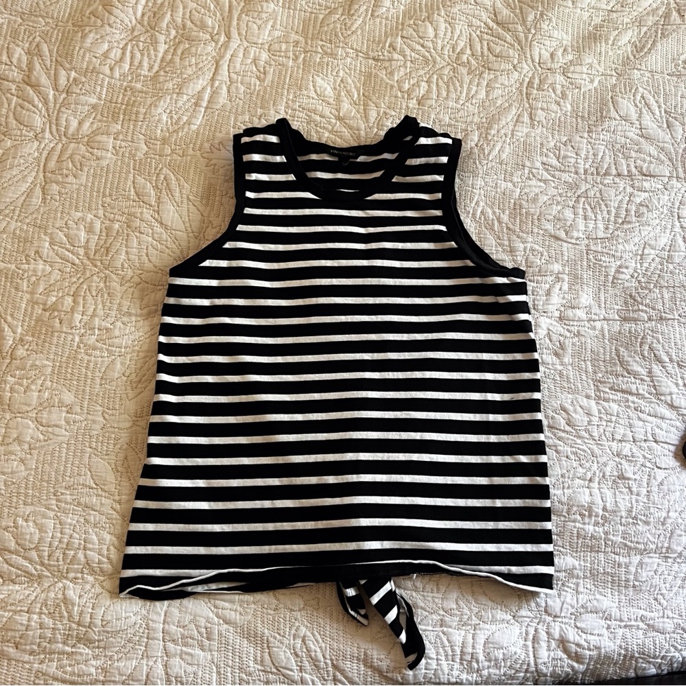 4 for $15✨Banana Republic Black and White Striped Tank Top